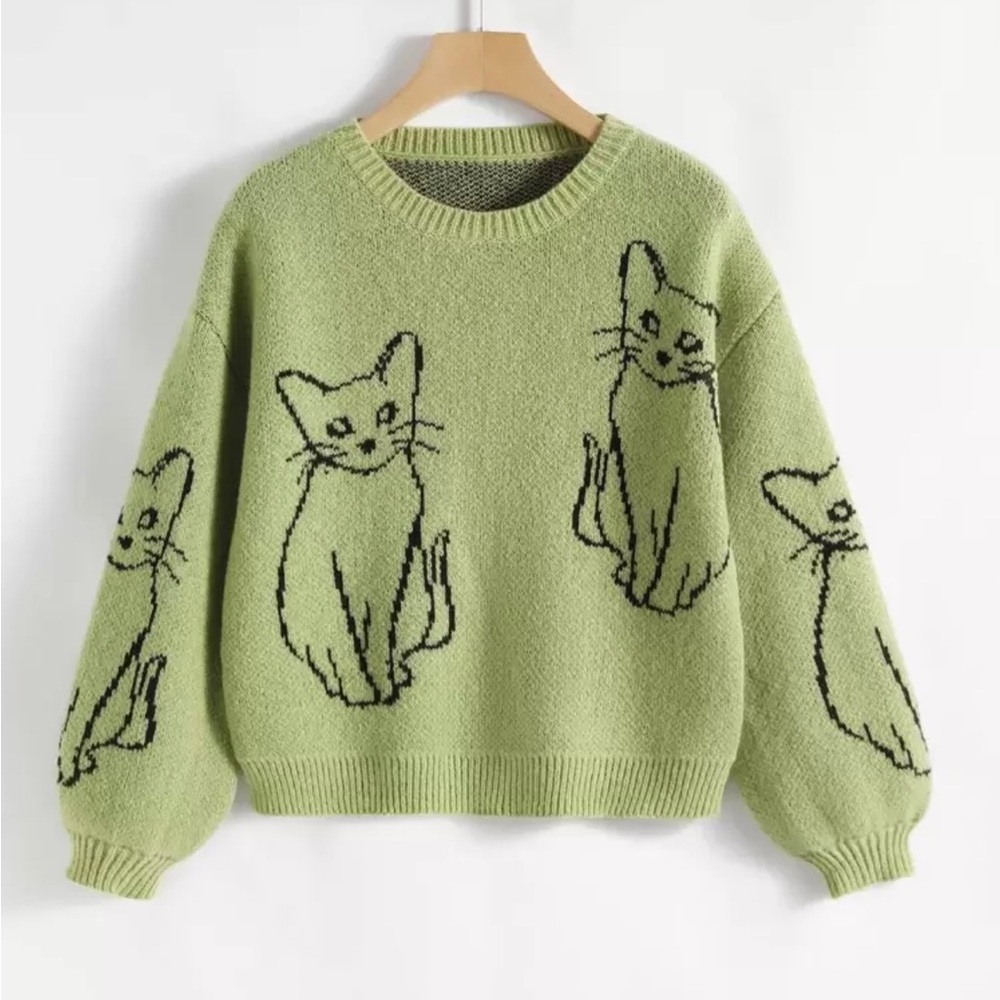 Green Sweater with Cat oversized raglan sleeve XS